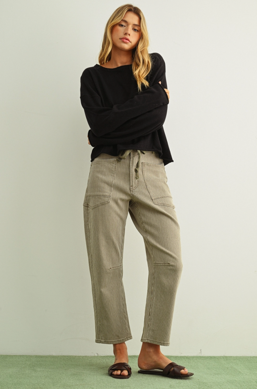 Essential Rolled Hem Sweater | Black