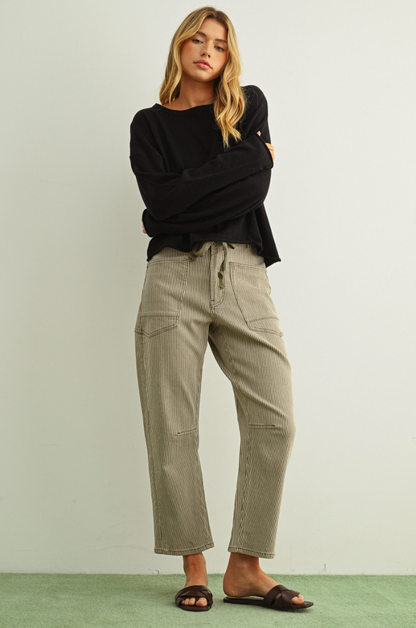 Essential Rolled Hem Sweater | Black