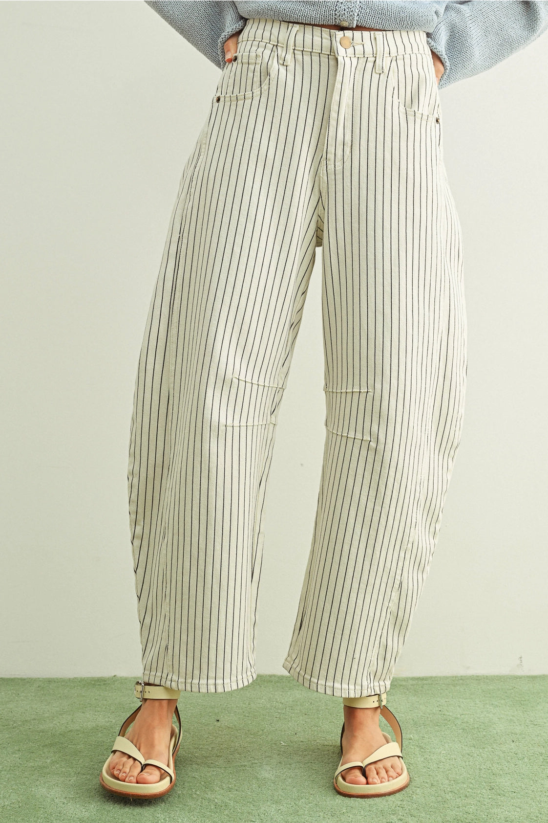 Pinstripe Barrel Denim | Black Pinstripe