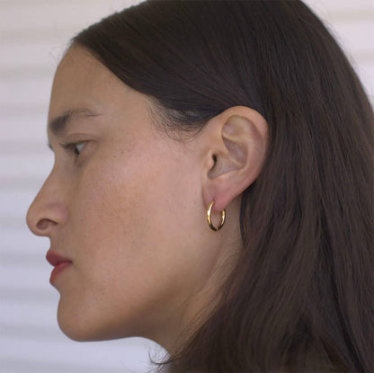 Simple 15mm Huggie Hoop