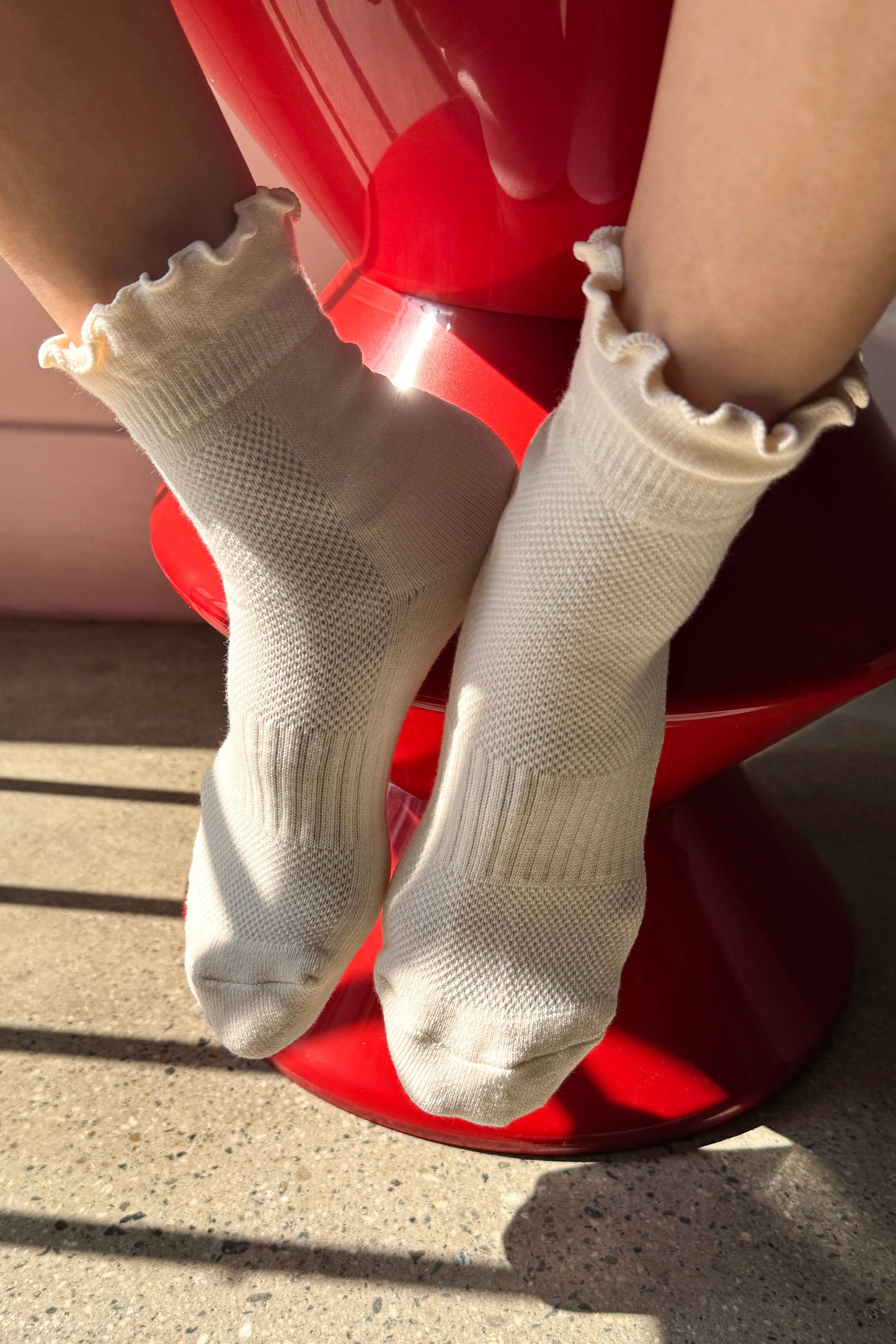 Ruffled Hugger Crew Socks | Vintage Pink