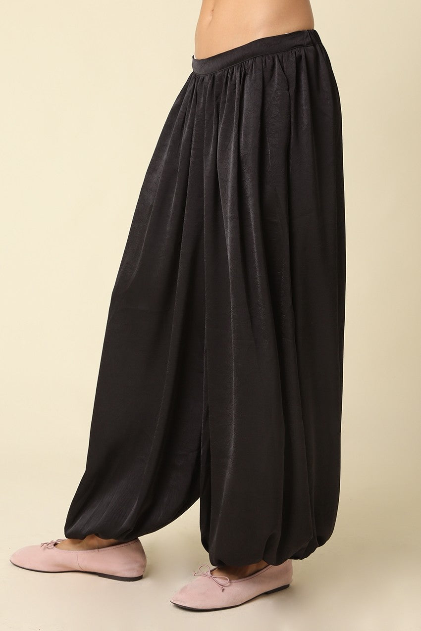 Ariana Balloon Pants | Black