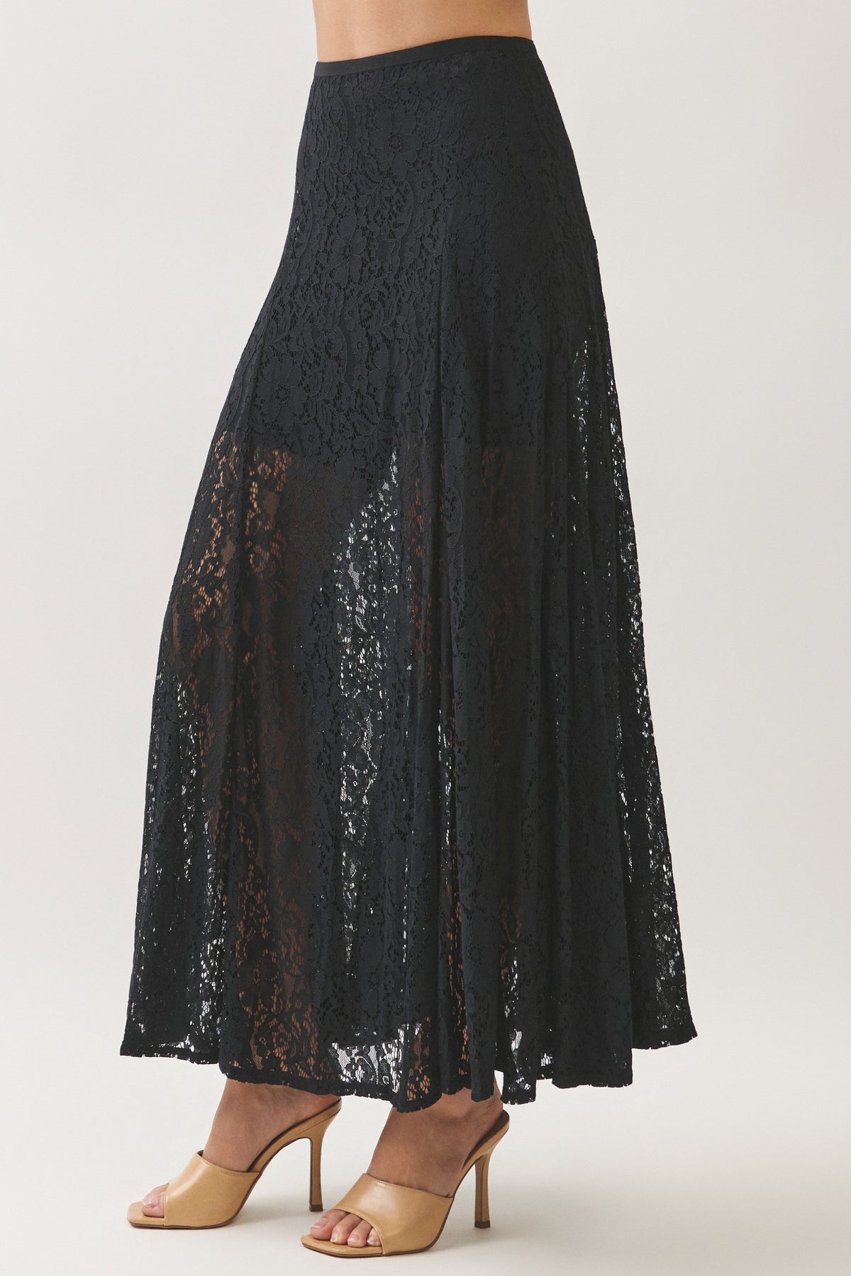 High Waisted Lace Skirt | Black