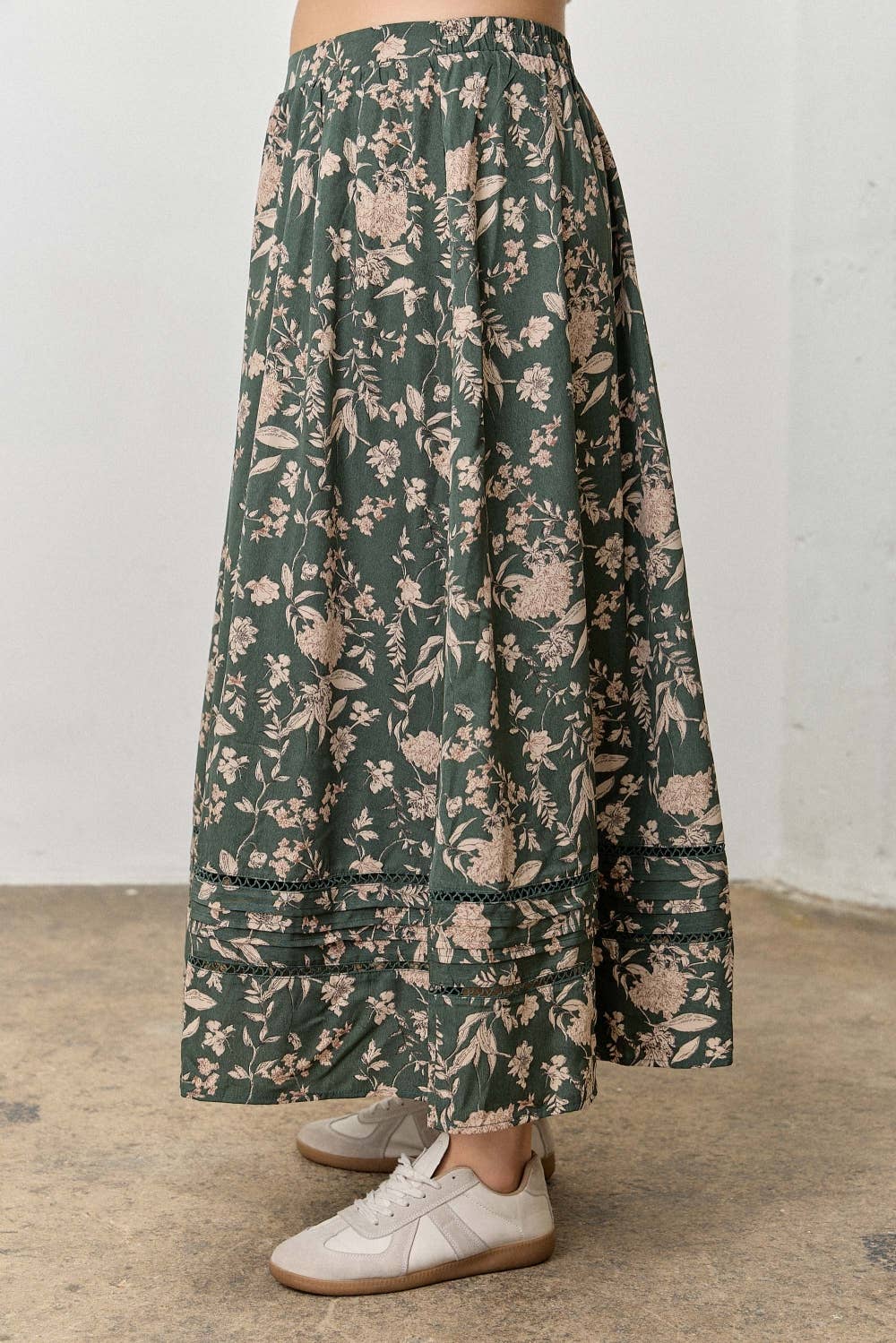Florals + Lace Midi Skirt | Extended