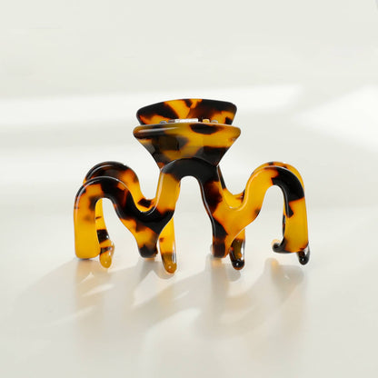 Esme Wavy Claw | Small