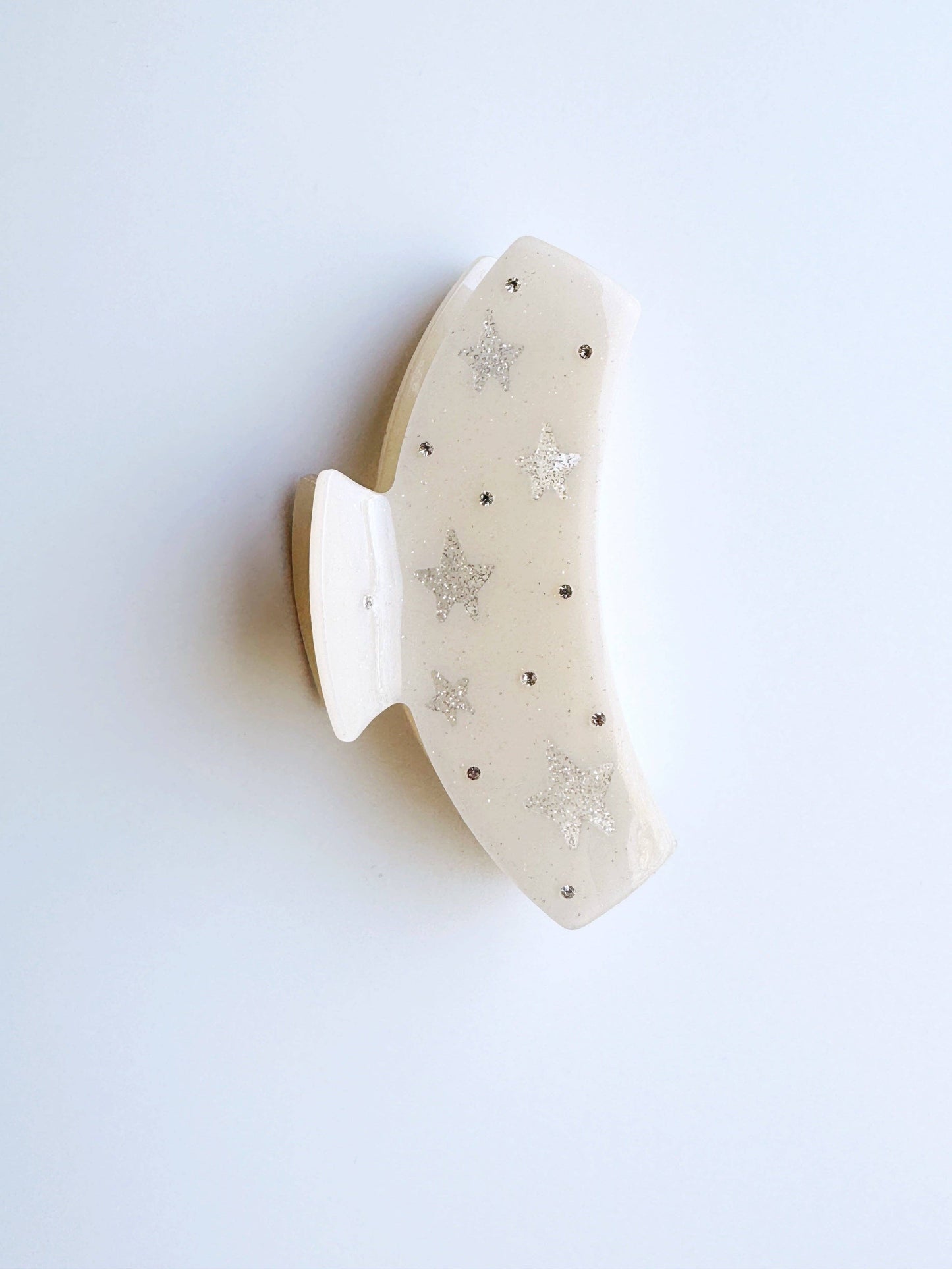 Shimmer Claw | Cream + Silver