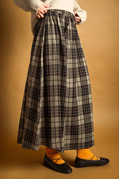Tartan Plaid Skirt | Black + Stone