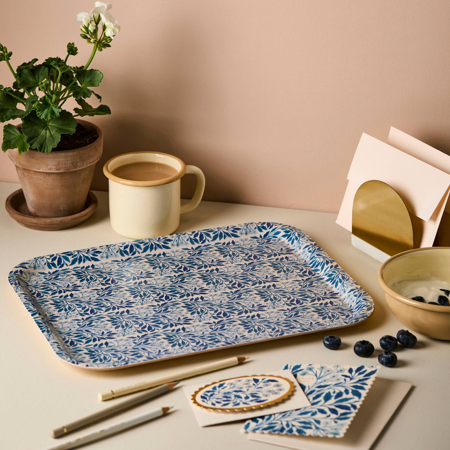Blue Flora Tray | Medium