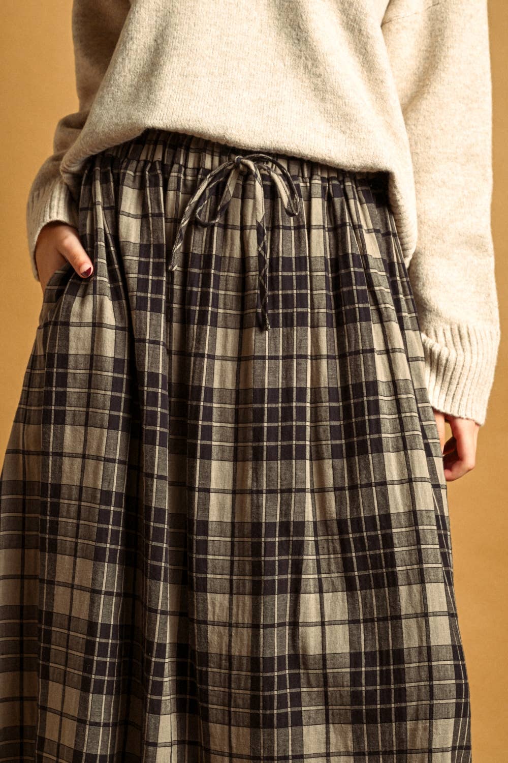 Tartan Plaid Skirt | Black + Stone