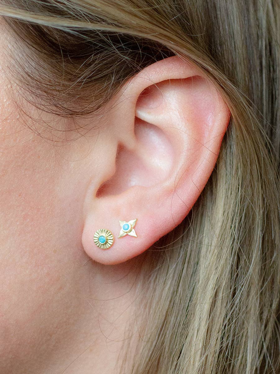 Sunburst Studs | Blue Sapphire